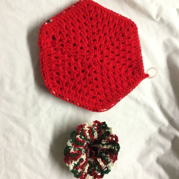 Kitchen Crochet Warming Pad Pot Holder & Pot Top/Lid Holder Hat Set New - Picture 7 of 8